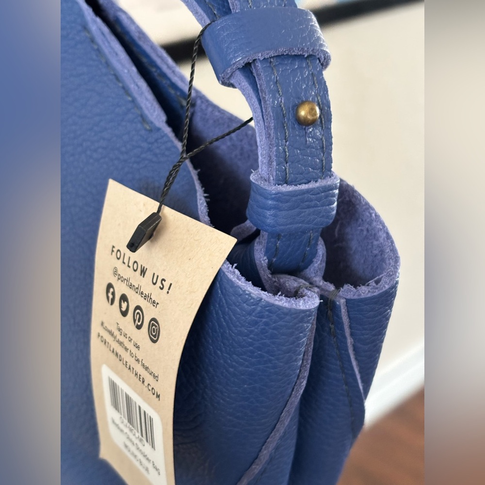 Portland Leather Med. Molino Blue Olivia Leather Shoulder Bag NWT - Picture 8 of 14